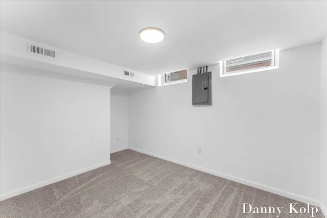 $349,900 | 1701 Carlton Avenue Northeast, Grand Rapids, MI 49505