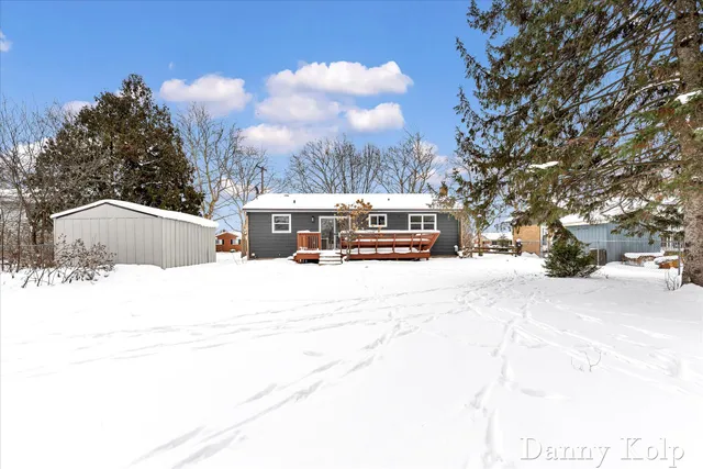 $349,900 | 1701 Carlton Avenue Northeast, Grand Rapids, MI 49505