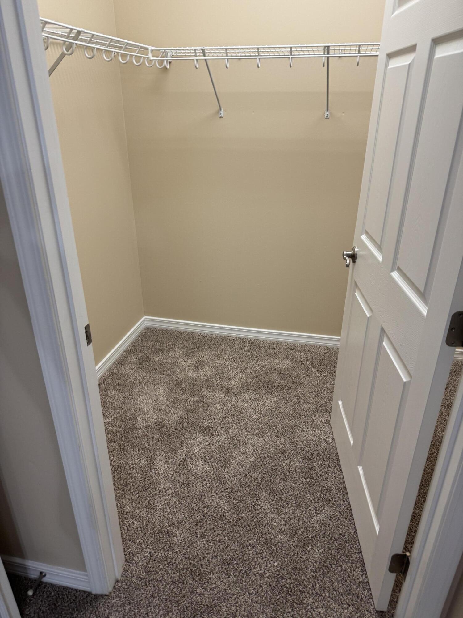 202 Ladue Avenue Crestview, FL 32539 - Photo 30 of 33 a view of a small space