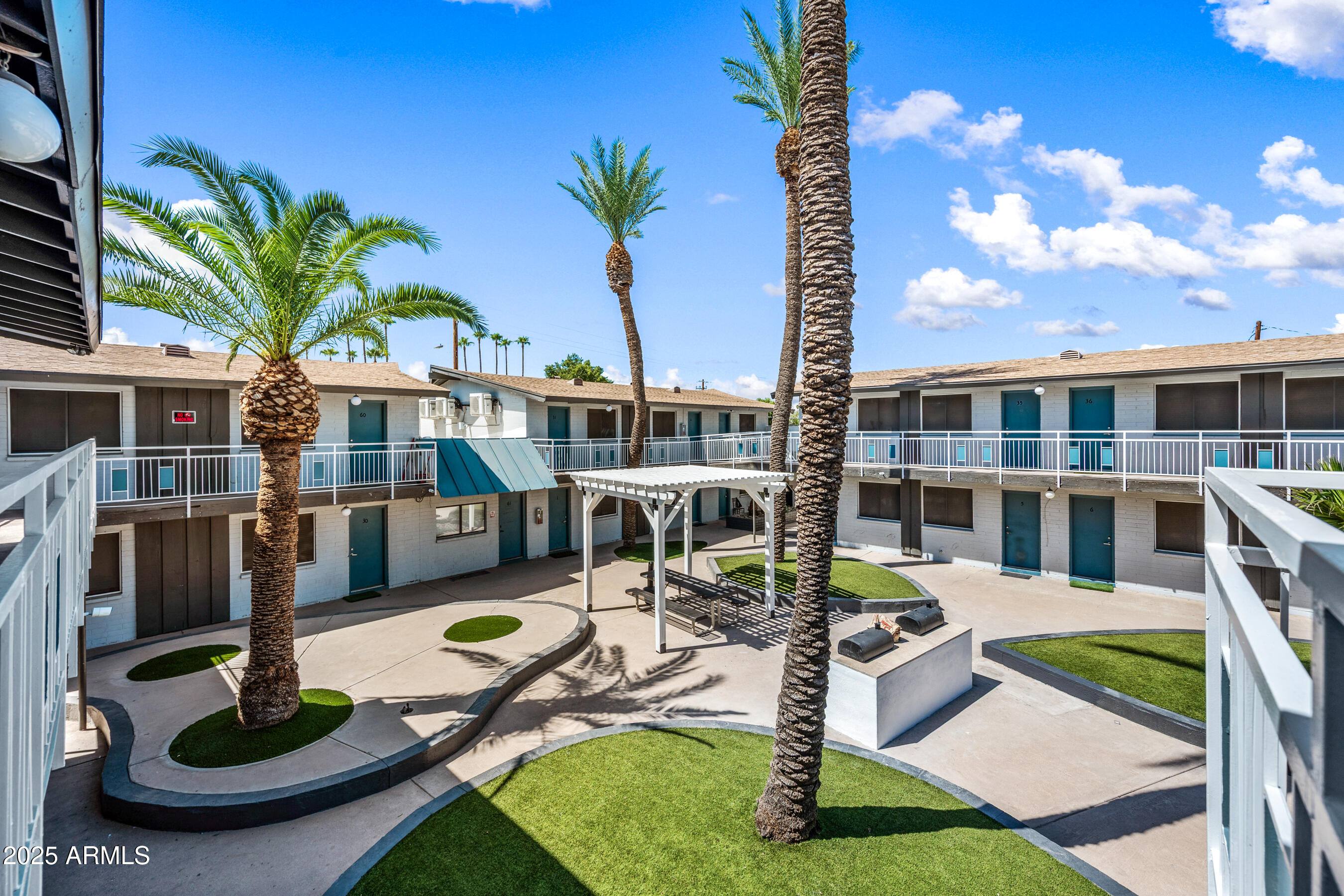 3025 North 32nd Street, Unit 41 Phoenix, AZ 85018 - Photo 33 of 43 23-3025N32ndS-The Retro-ocupix-v2-9-9