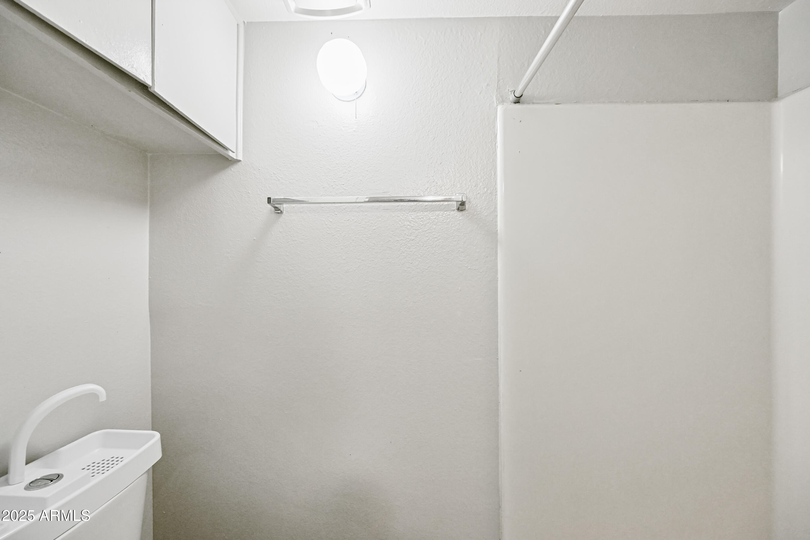 3025 North 32nd Street, Unit 41 Phoenix, AZ 85018 - Photo 8 of 43 8-3025N32S41-ocupix