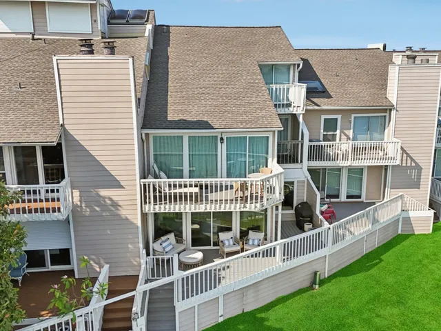 front view of house with a yard