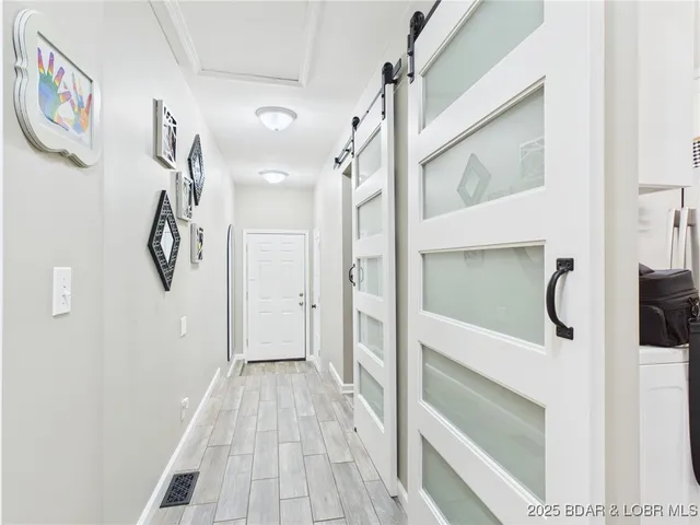 $1,349,000 | 637 Castle Garden Road, Sunrise Beach, MO 65079