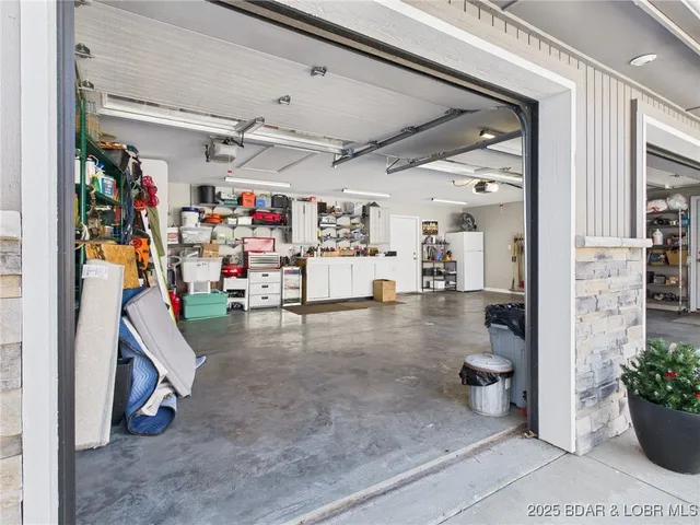 $1,349,000 | 637 Castle Garden Road, Sunrise Beach, MO 65079