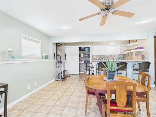 $1,349,000 | 637 Castle Garden Road, Sunrise Beach, MO 65079