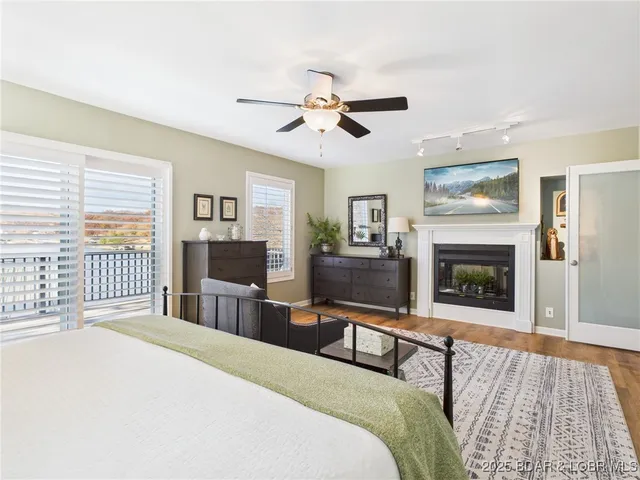 $1,349,000 | 637 Castle Garden Road, Sunrise Beach, MO 65079