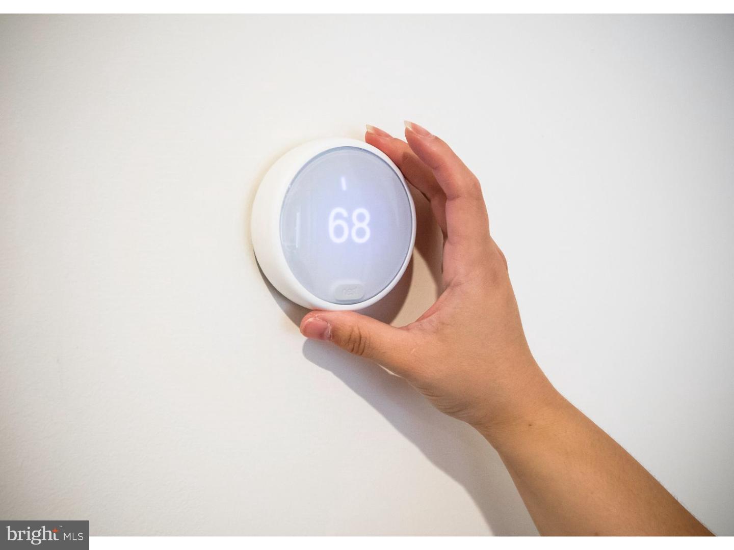 963 Shackamaxon Street, Unit 4 Philadelphia, PA 19125 - Photo 11 of 13