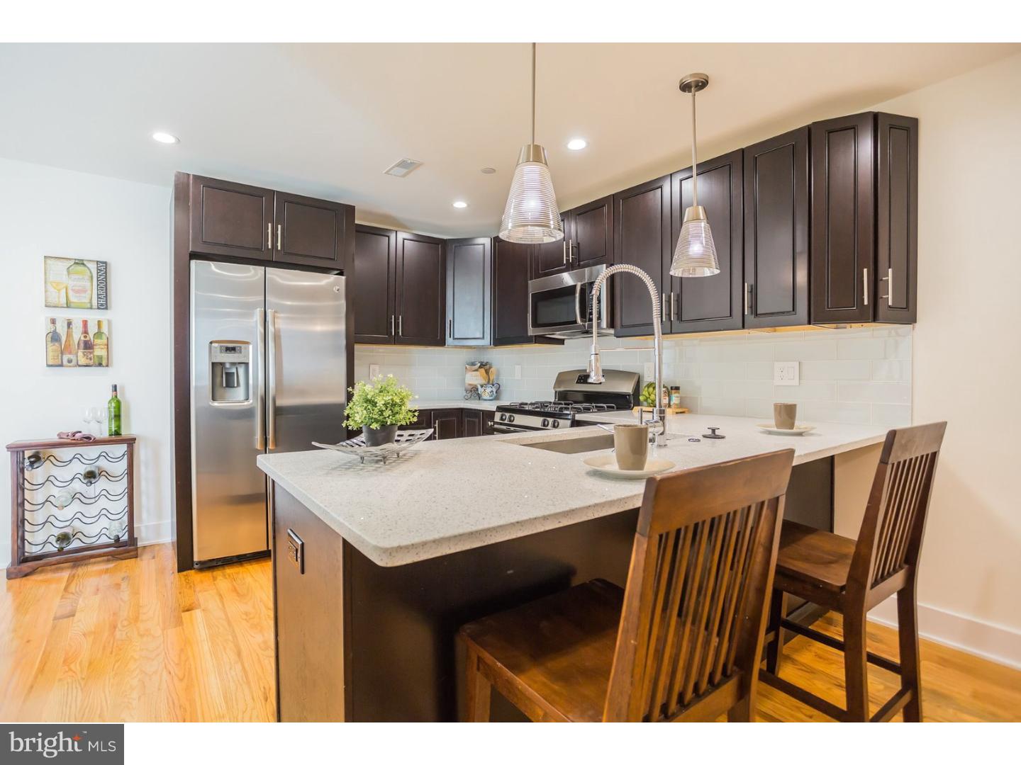 963 Shackamaxon Street, Unit 4 Philadelphia, PA 19125 - Photo 3 of 13