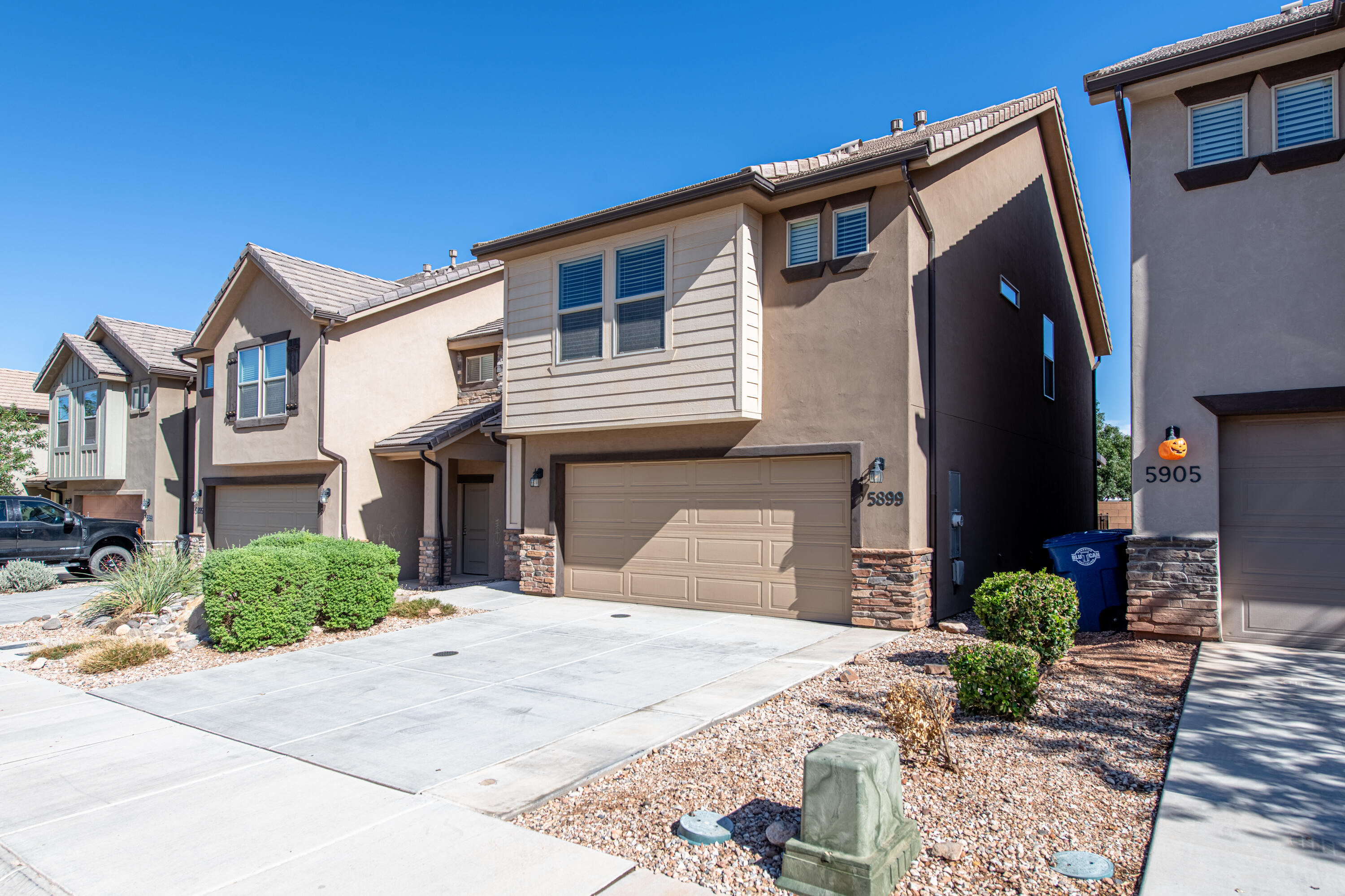 5899 Challenger Way St. George, UT 84790 - Photo 3 of 32 5899 Challenger Way FLEX-31
