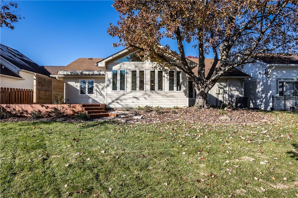 12387 Charing Cross Road Carmel, IN 46033 - Photo 38 of 38 Gallery Image 38