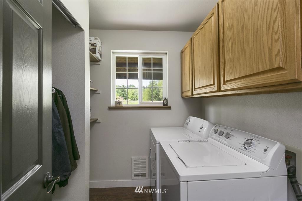 6178 Southeast Sedgwick Road Port Orchard, WA 98367 - Photo 12 of 25 Gallery Image 12
