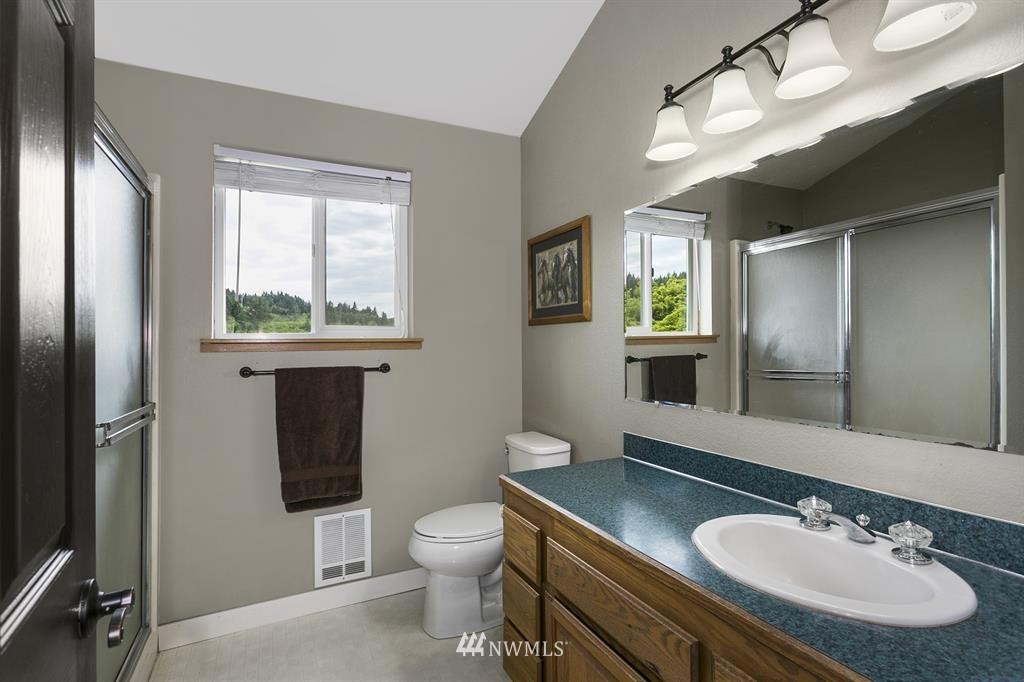 6178 Southeast Sedgwick Road Port Orchard, WA 98367 - Photo 14 of 25 Gallery Image 14