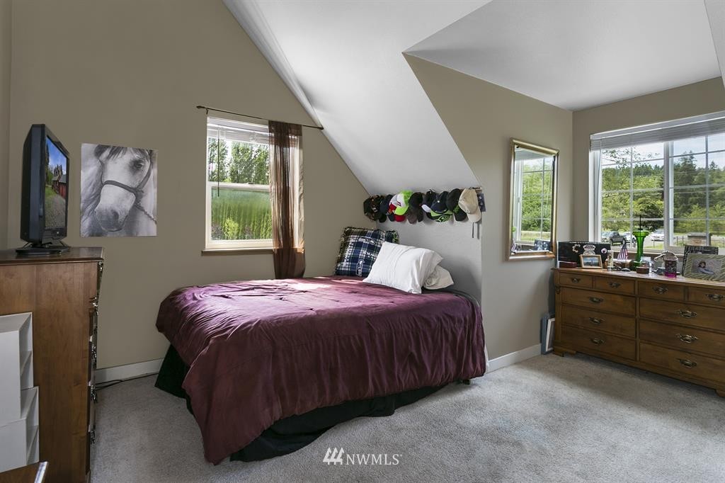 6178 Southeast Sedgwick Road Port Orchard, WA 98367 - Photo 16 of 25 Gallery Image 16