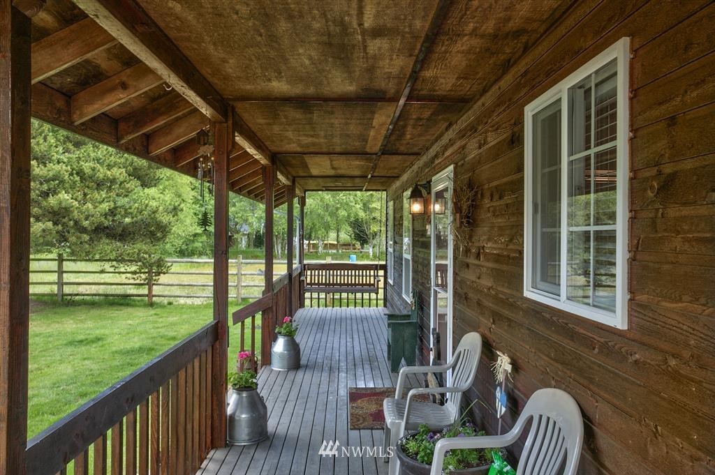 6178 Southeast Sedgwick Road Port Orchard, WA 98367 - Photo 4 of 25 Gallery Image 4