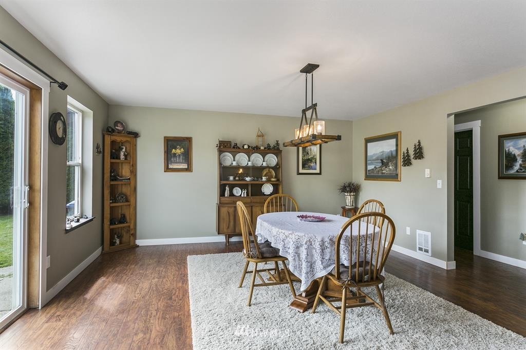 6178 Southeast Sedgwick Road Port Orchard, WA 98367 - Photo 9 of 25 Gallery Image 9