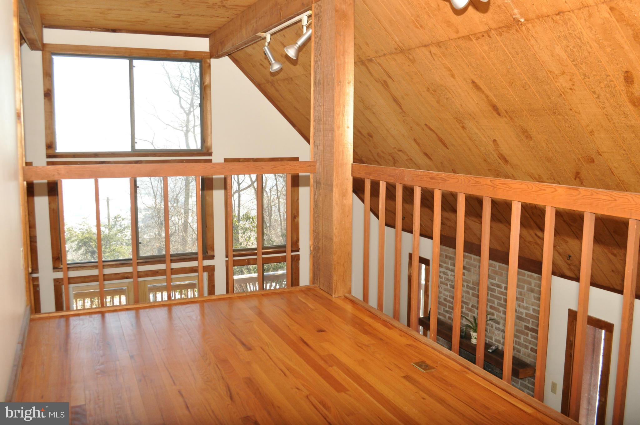 2710 Lookout Road Haymarket, VA 20169 - Photo 11 of 30 Loft Area Perfect for Office Desk