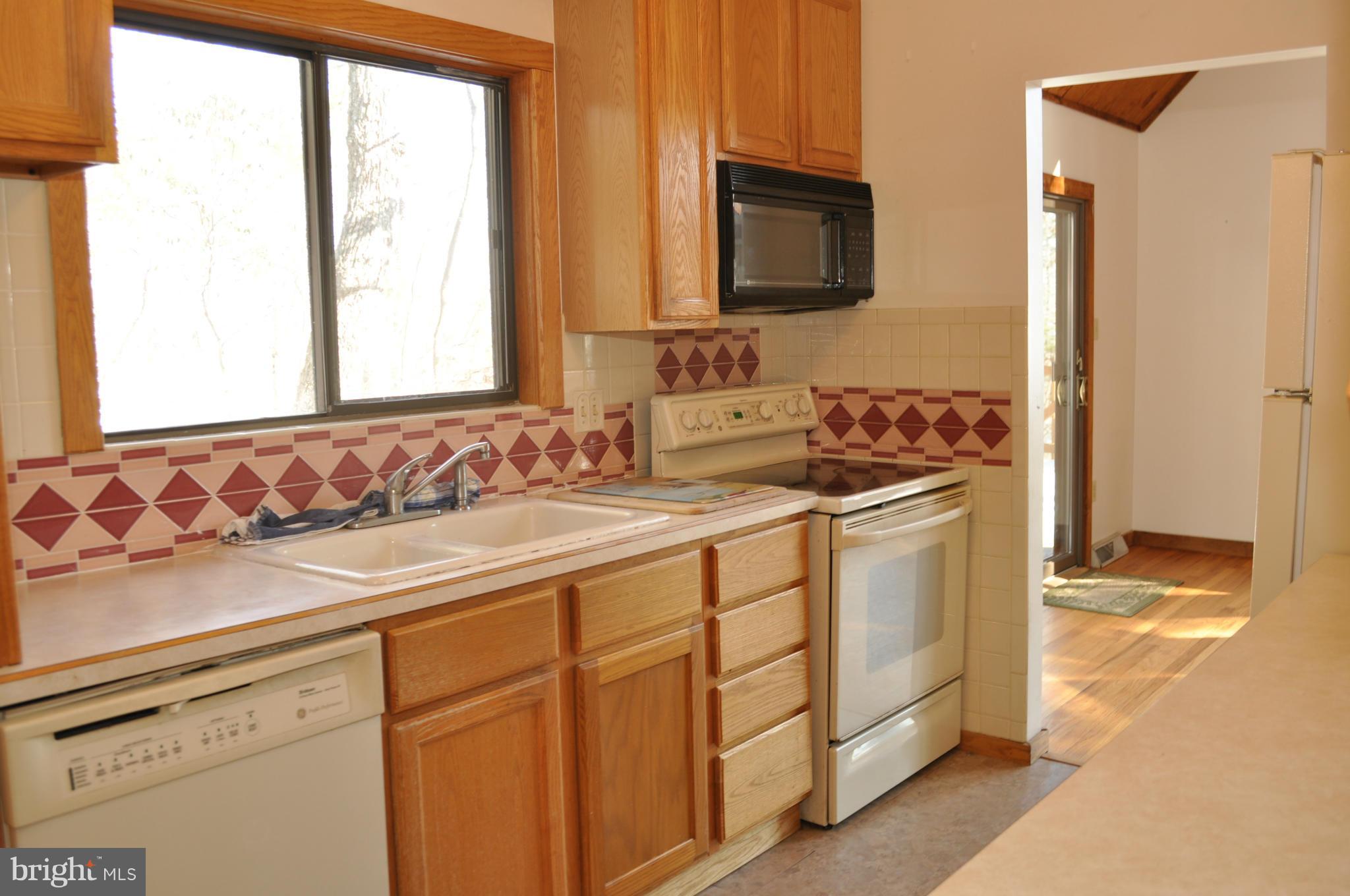 2710 Lookout Road Haymarket, VA 20169 - Photo 9 of 30 Kitchen