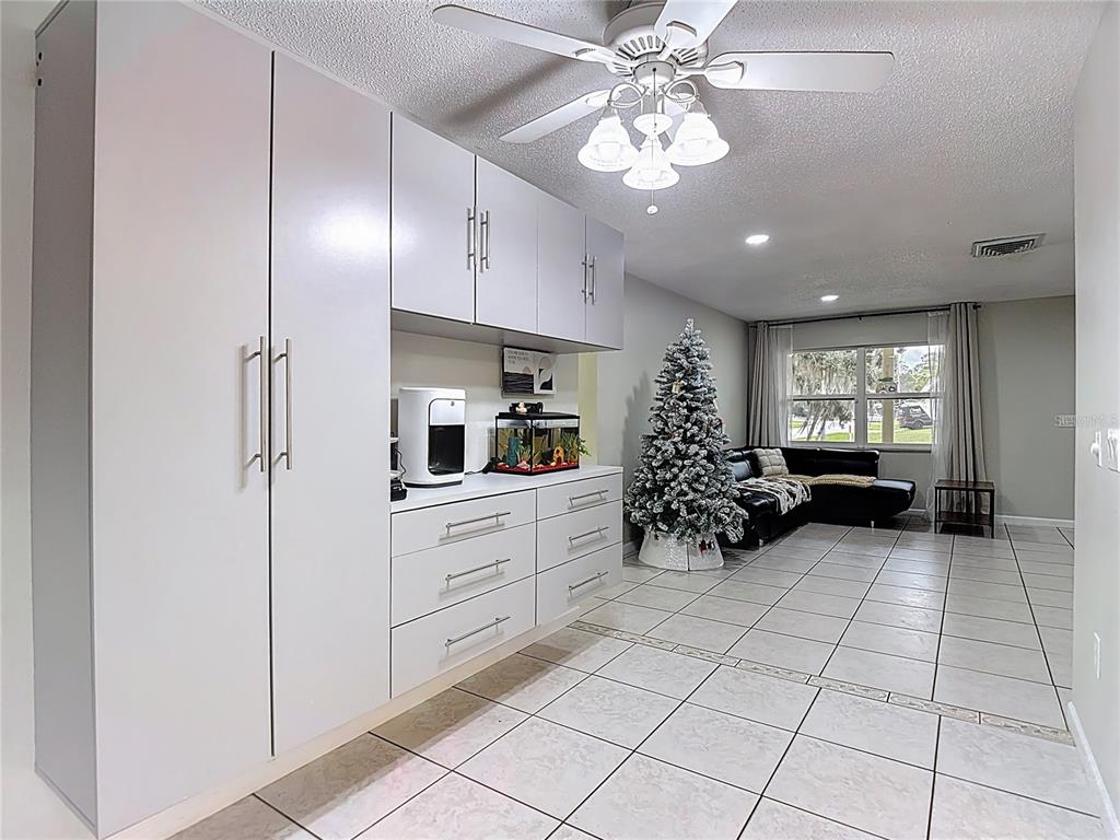 9171 Vicksburg Road Spring Hill, FL 34608 - Photo 7 of 55