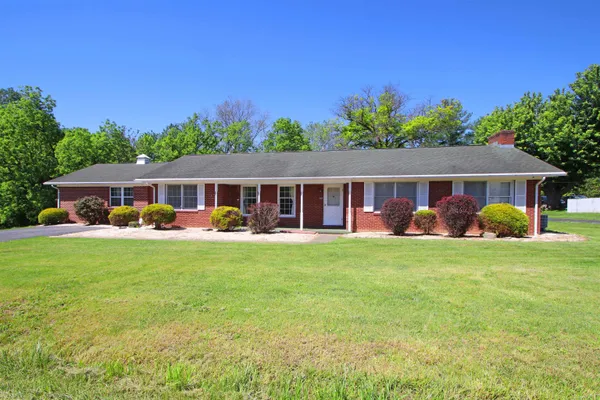 $499,900 | 184 Orchard Drive, Timberville, VA 22853