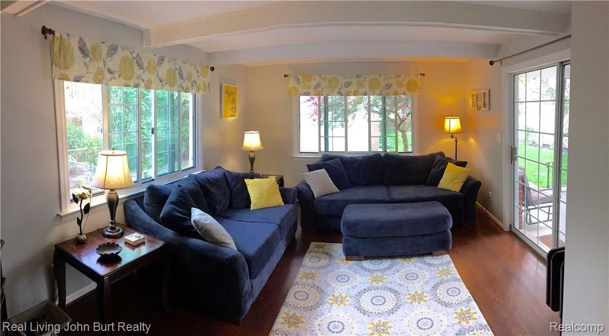 1813 Broadstone Road Grosse Pointe, MI 48236 - Photo 19 of 36 21.JPG