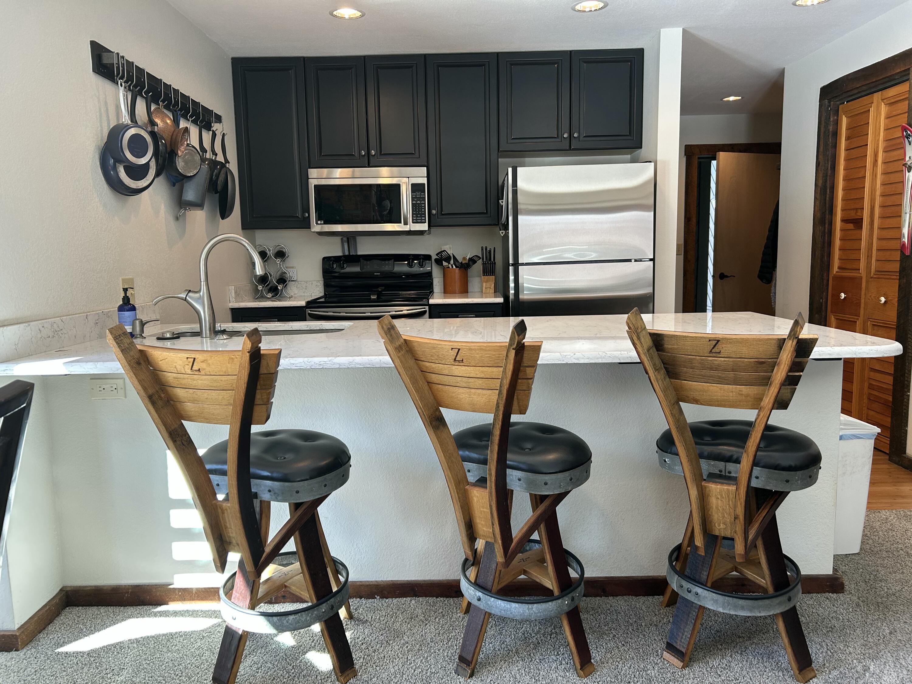 220 Picabo Street, Unit 4A Ketchum, ID 83340 - Photo 4 of 25 220 Picabo St 4A