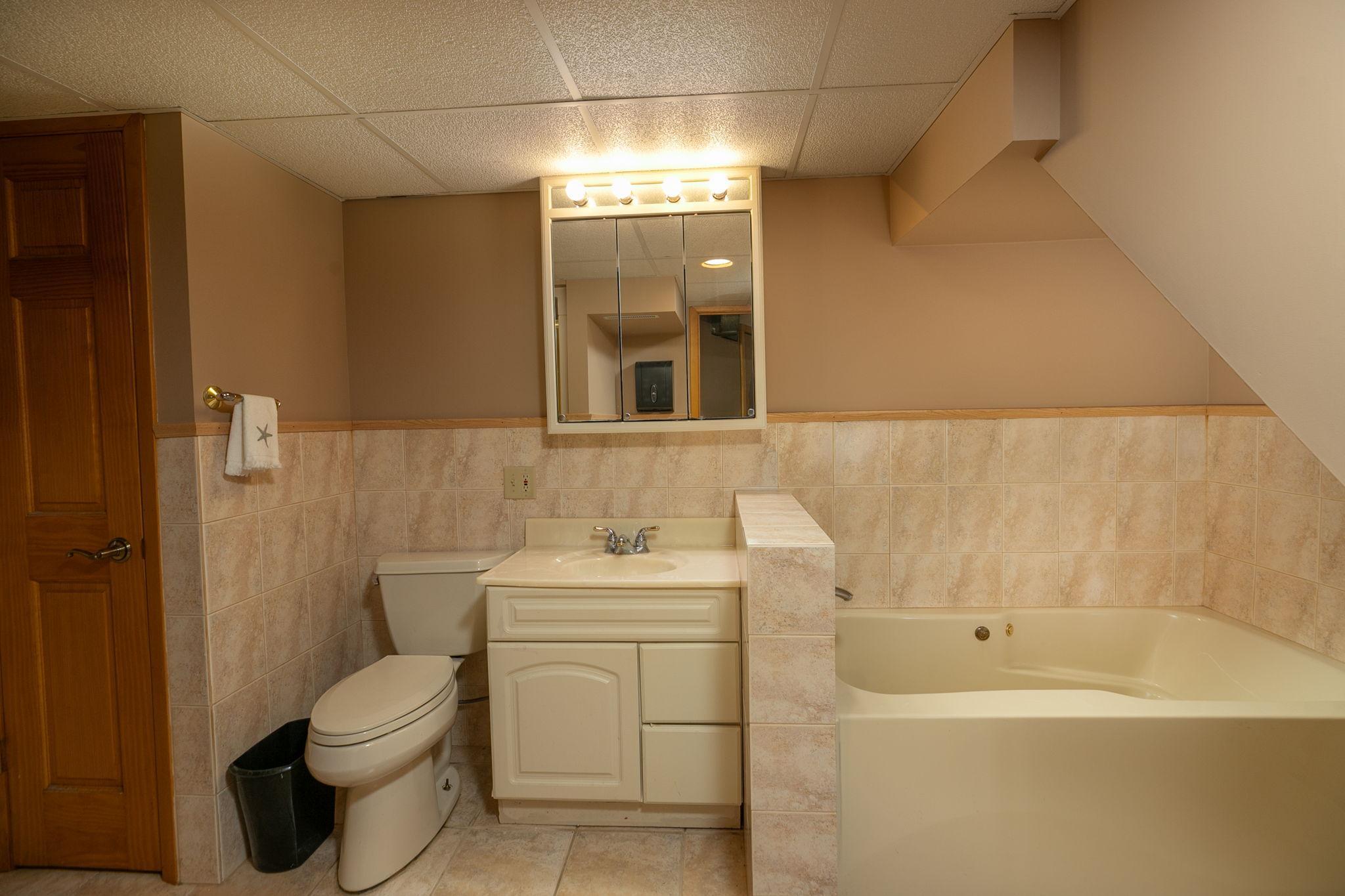 1842 17 1/2 Street Northwest Rochester, MN 55901 - Photo 25 of 35