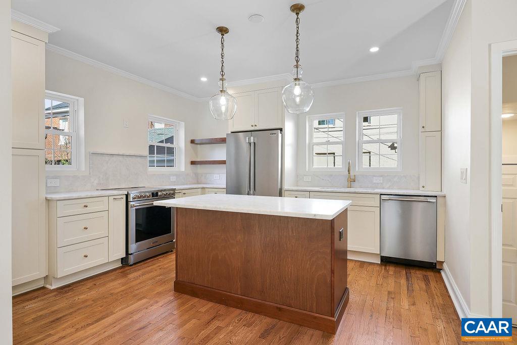 809 East Jefferson Street Charlottesville, VA 22902 - Photo 17 of 50