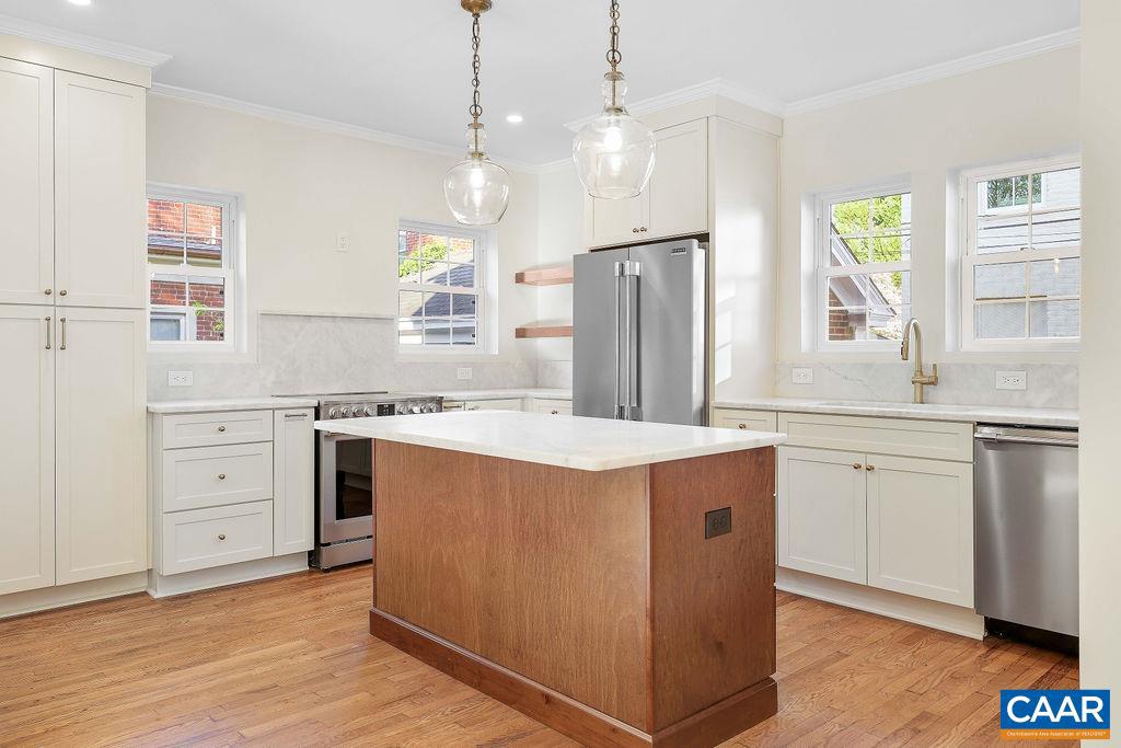809 East Jefferson Street Charlottesville, VA 22902 - Photo 18 of 50