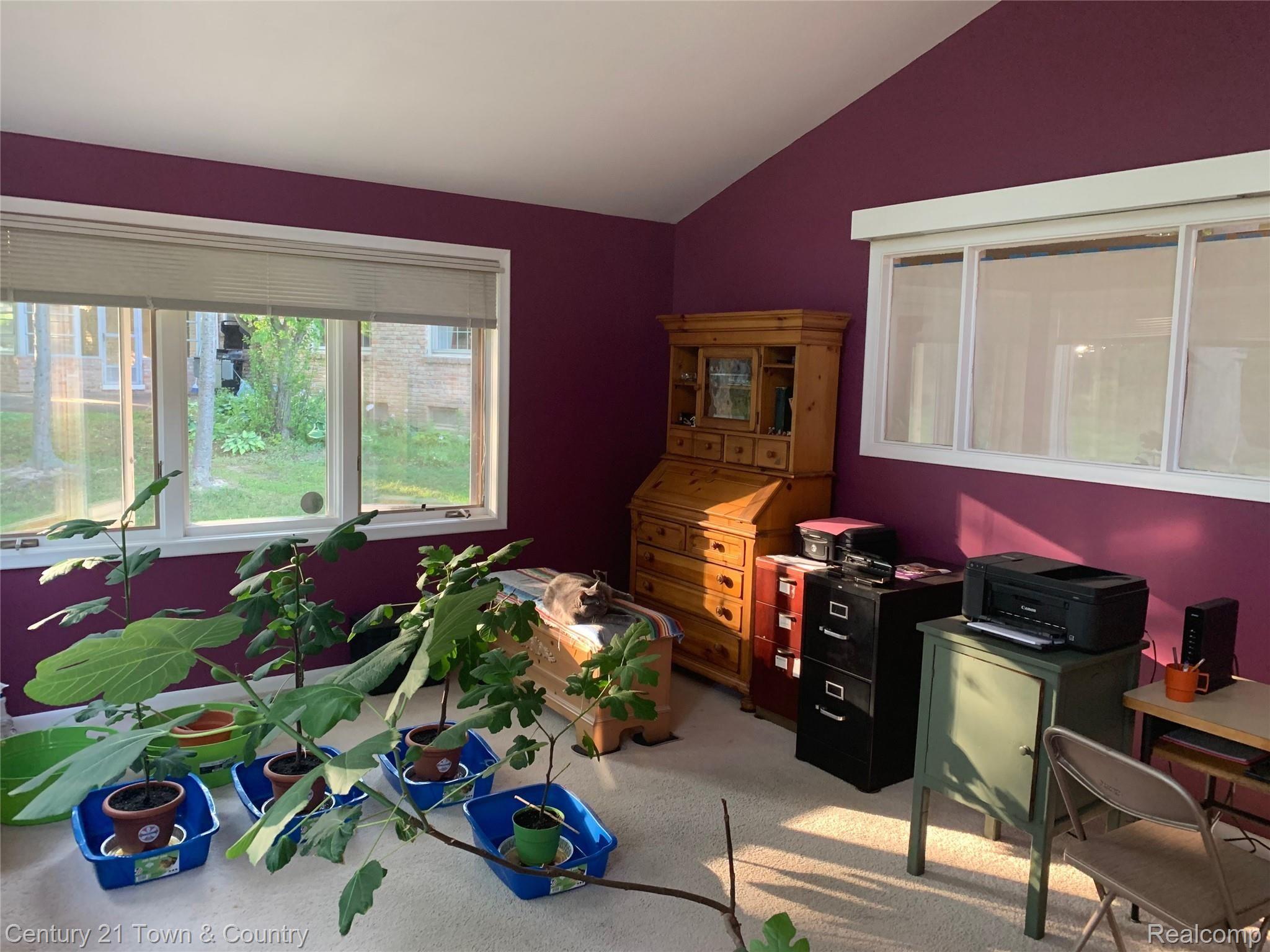 6352 Kings Pointe Road Grand Blanc, MI 48439 - Photo 19 of 21 Sun room off master bed
