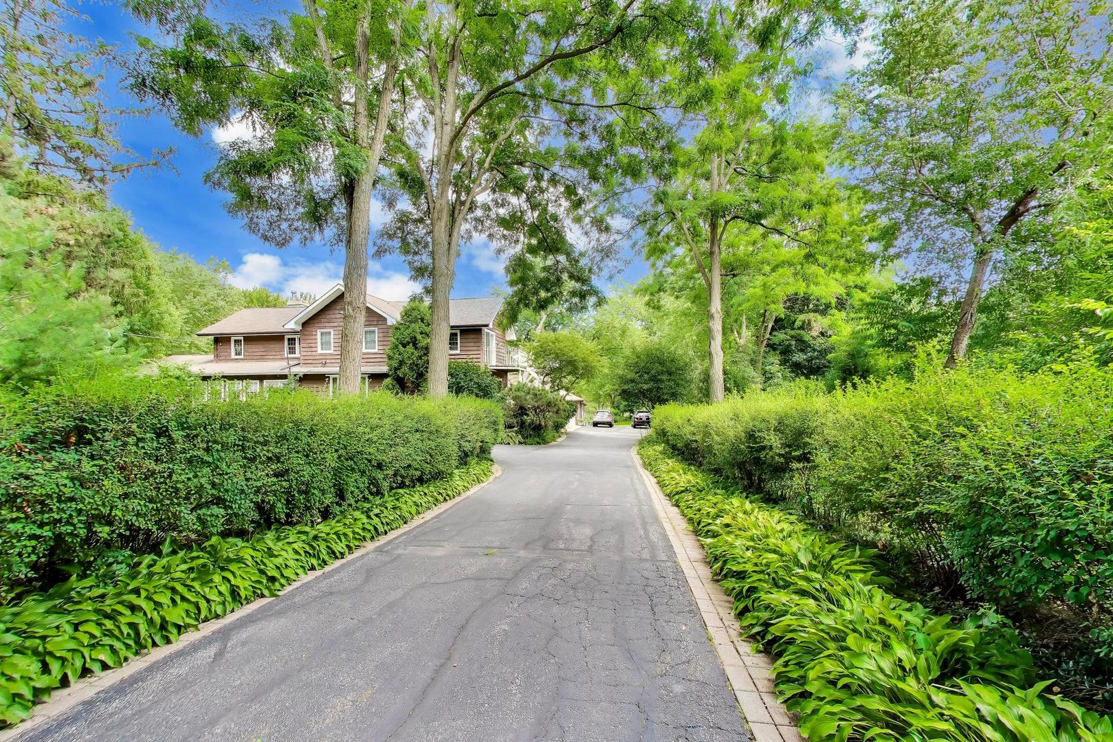 6712 North Diamond Lake Road Long Grove, IL 60047 - Photo 6 of 61 Gallery Image 6