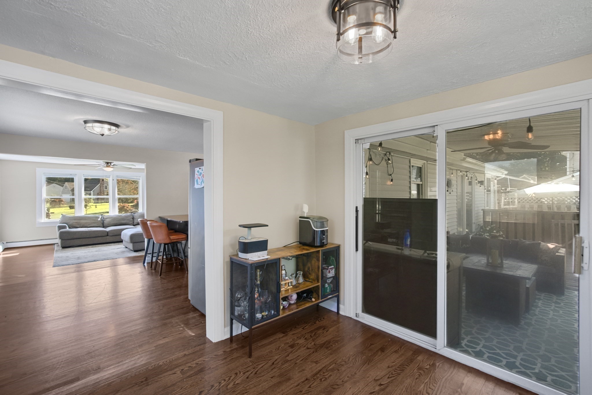 77 Quequechan Road Taunton, MA 02780 - Photo 10 of 38 Gallery Image 10