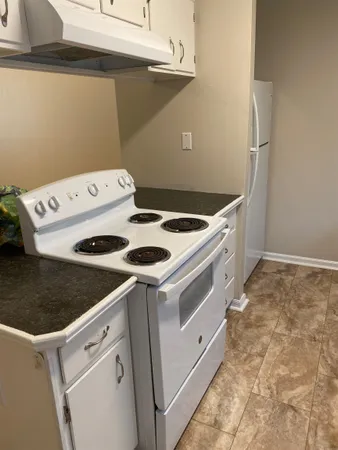 $1,200 | 5367 Dawn Court, Unit B, Tallahassee, FL 32303