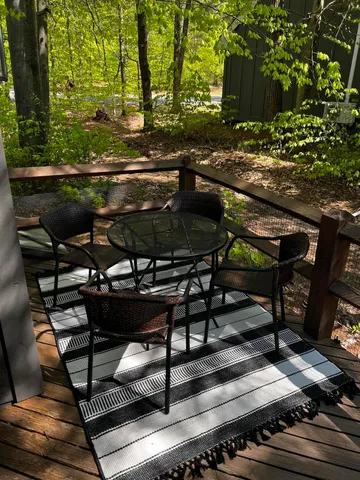 $220,000 | 216 Snow Ridge Cir Lake, Lake Harmony, PA 18624