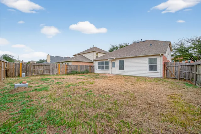 $275,000 | 2219 Mountain Ranch Drive, Houston, TX 77049
