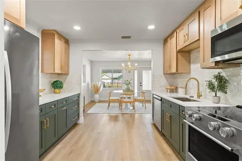 $659,000 | 646 36th Avenue North, St. Petersburg, FL 33704