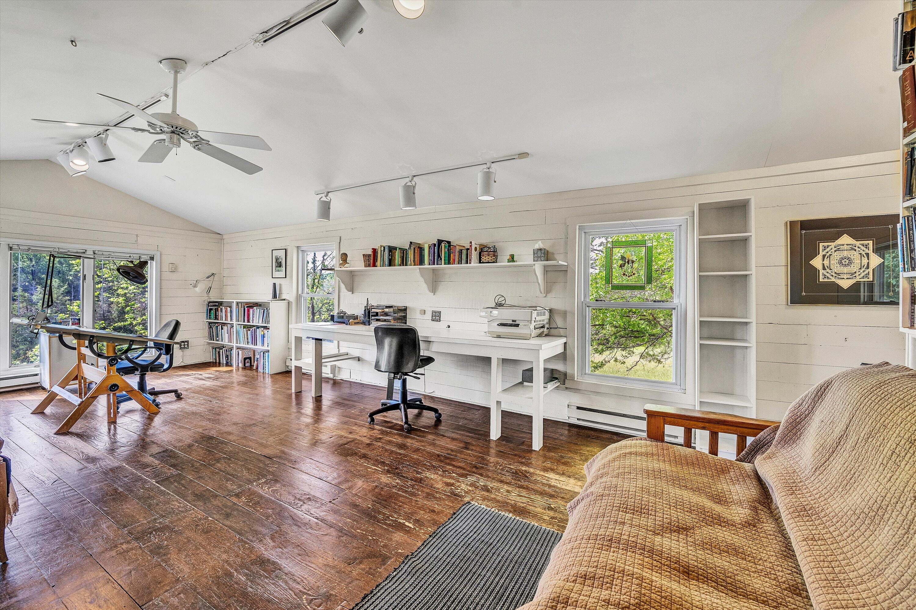 5328 White House Road Moneta, VA 24121 - Photo 20 of 39 a living room with furniture and a window