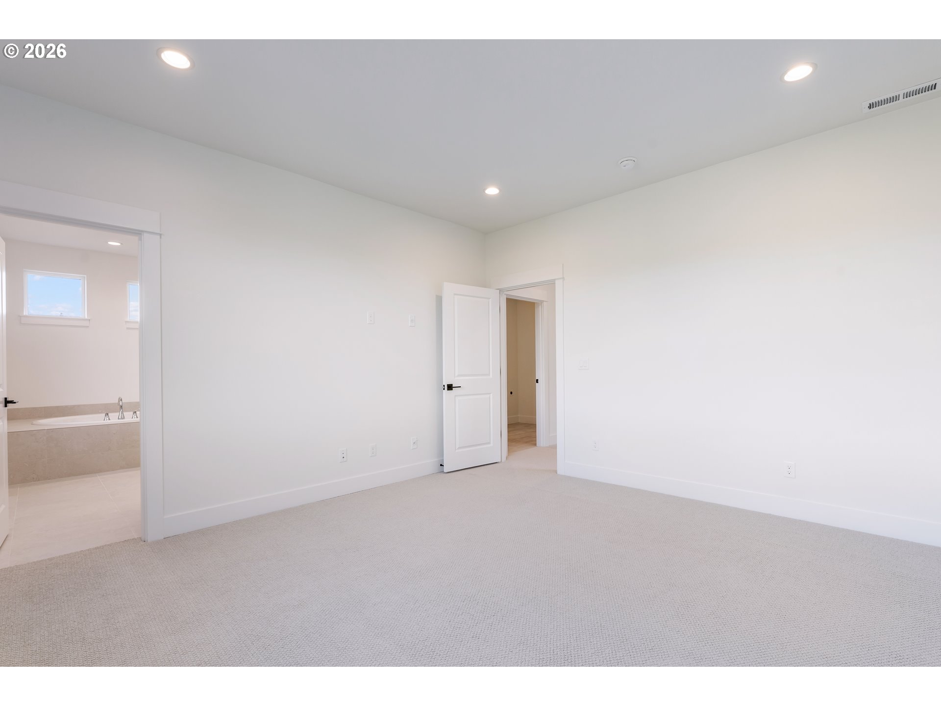 16233 Northwest Holman Way, Unit L 101 Portland, OR 97229 - Photo 31 of 38