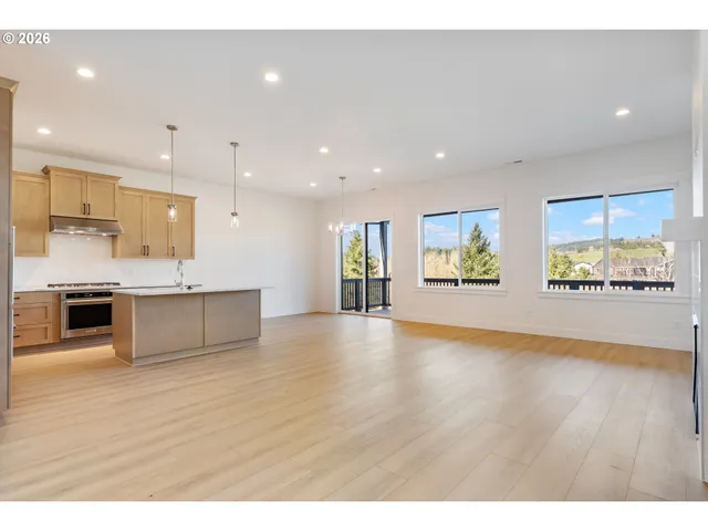 $899,000 | 16233 Northwest Holman Way, Unit L 101, Portland, OR 97229