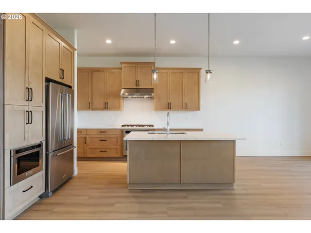 $899,000 | 16233 Northwest Holman Way, Unit L 101, Portland, OR 97229