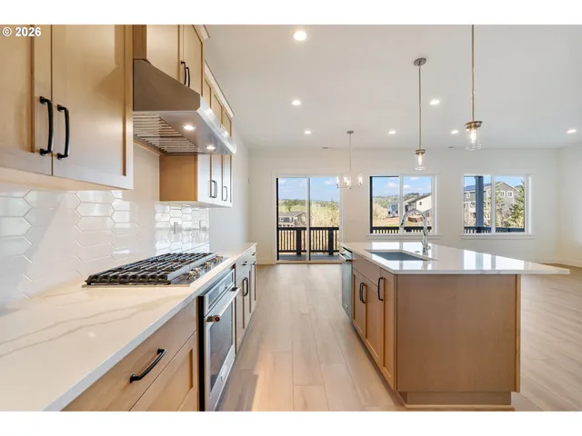 $899,000 | 16233 Northwest Holman Way, Unit L 101, Portland, OR 97229