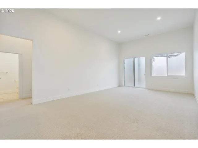 $899,000 | 16233 Northwest Holman Way, Unit L 101, Portland, OR 97229