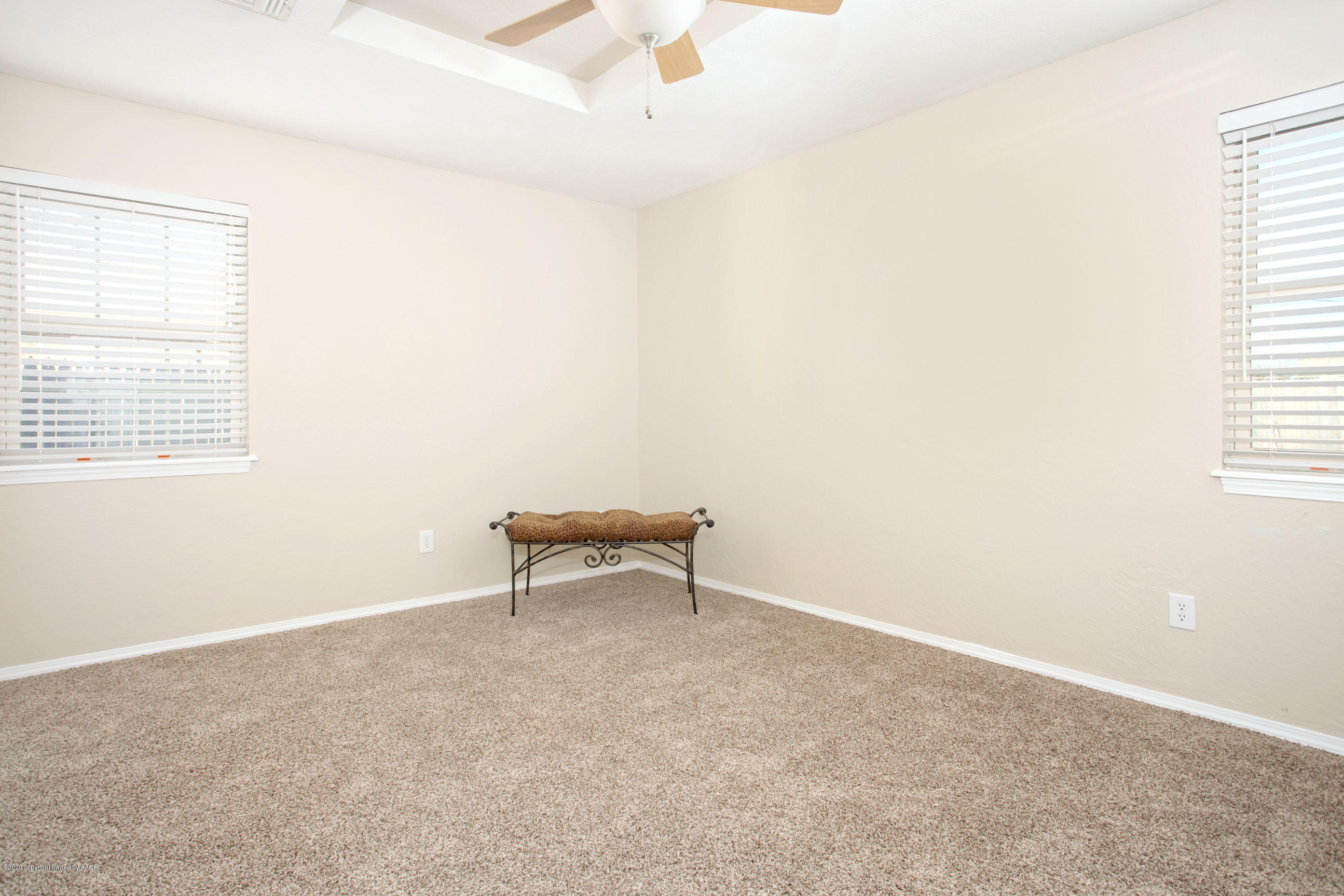 5104 Pin Oak Drive Amarillo, TX 79110 - Photo 14 of 20 an empty room with a window