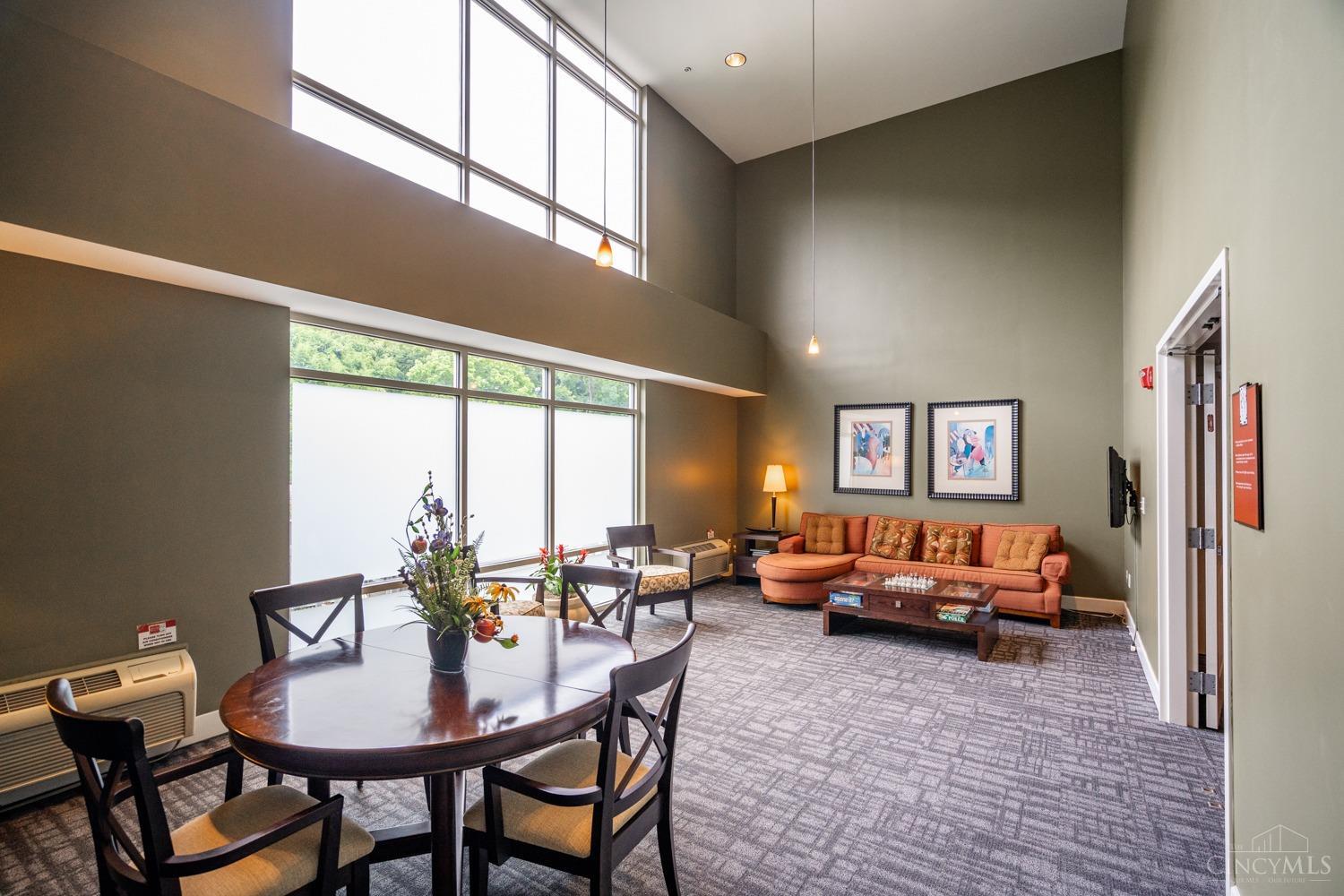 2260 Riverside Drive, Unit 401 Cincinnati, OH 45202 - Photo 22 of 29