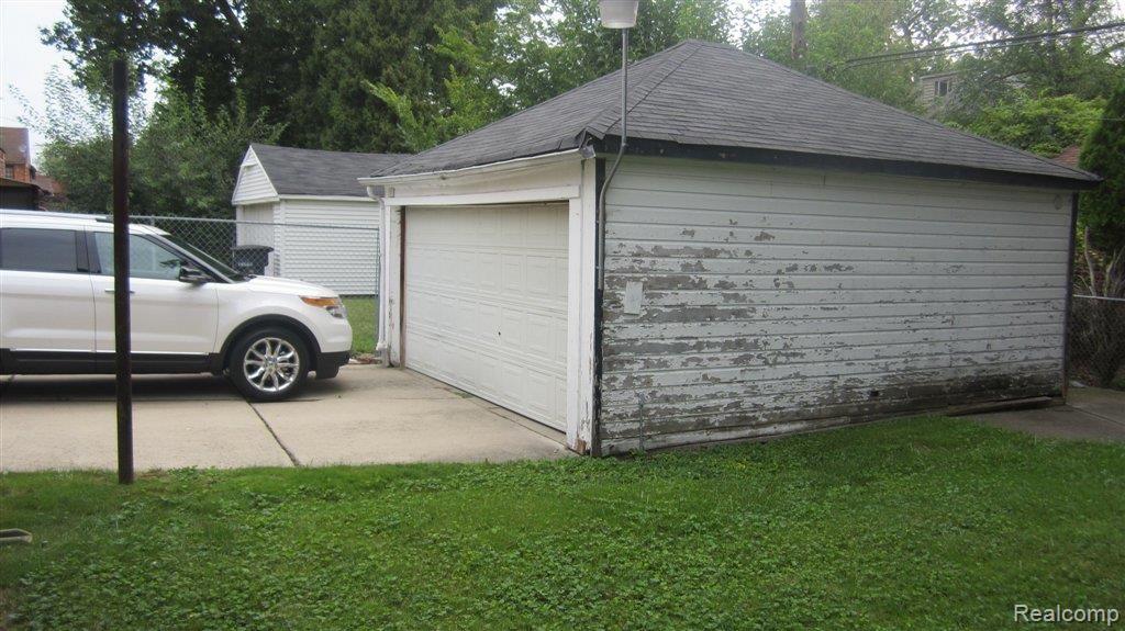 14850 Stahelin Road Detroit, MI 48223 - Photo 22 of 25 IMG_2385.JPG