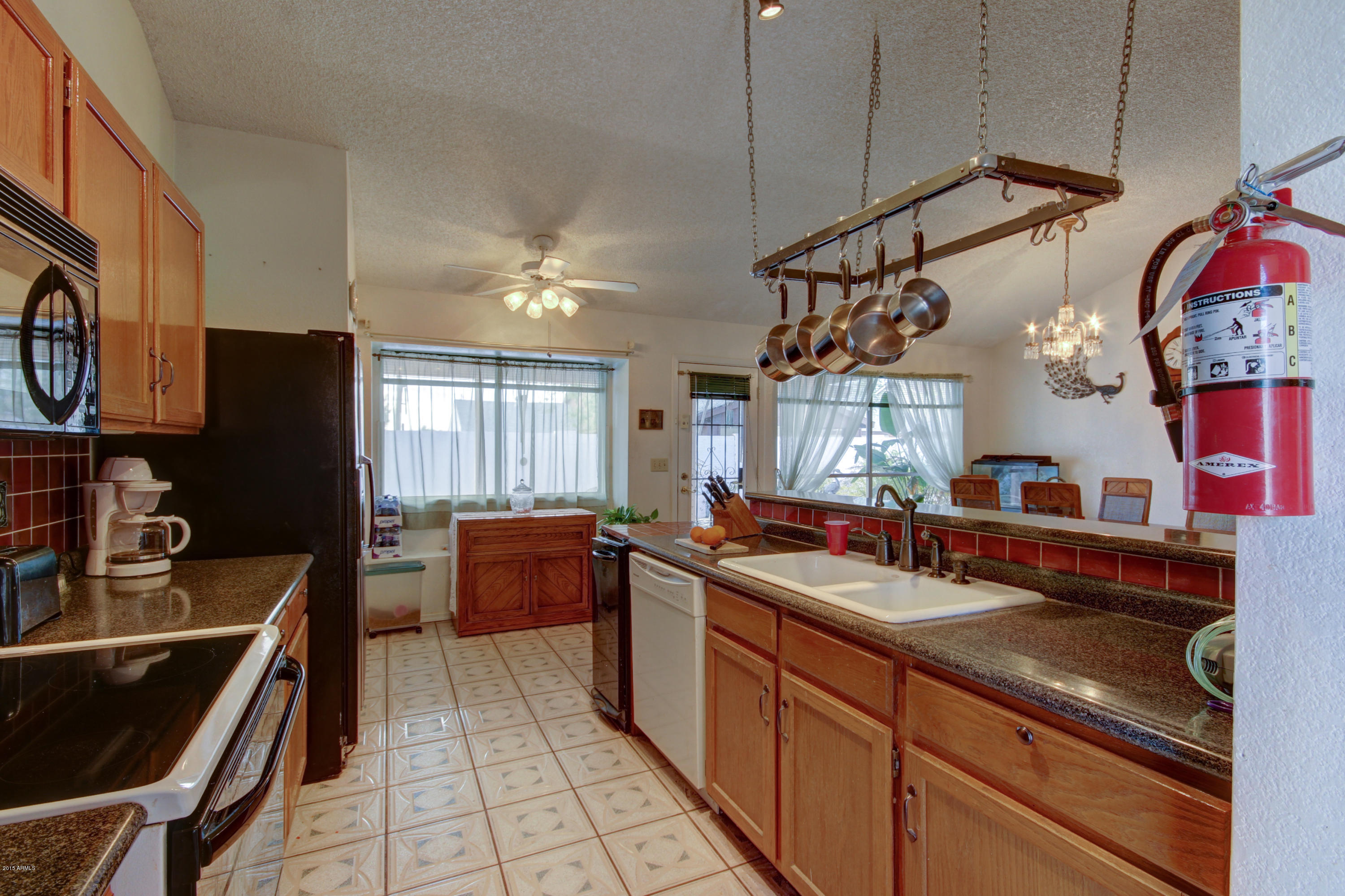 7113 West Ocotillo Road Glendale, AZ 85303 - Photo 12 of 35 7113 West Ocotillo (12)