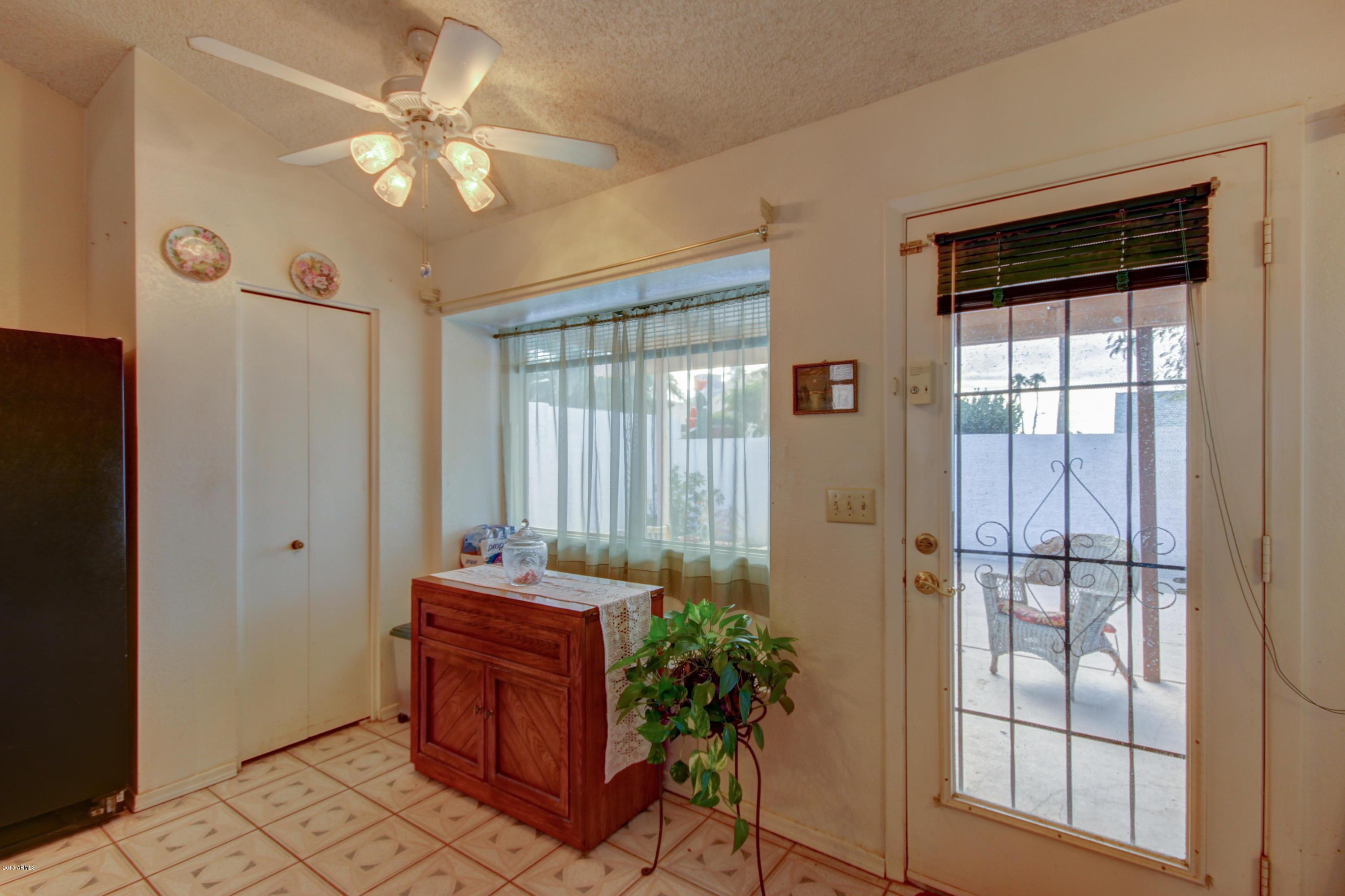 7113 West Ocotillo Road Glendale, AZ 85303 - Photo 15 of 35 7113 West Ocotillo (15)