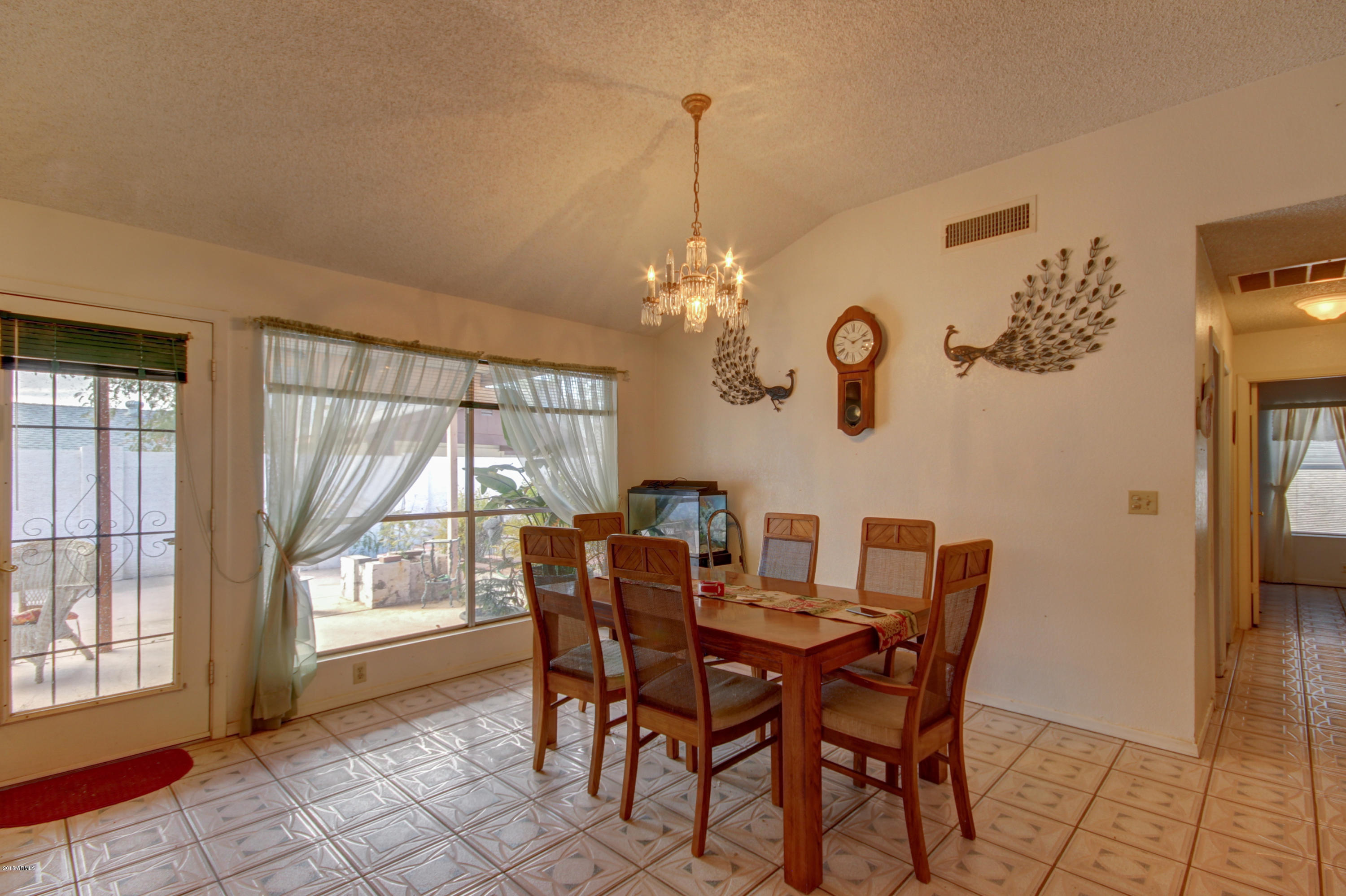 7113 West Ocotillo Road Glendale, AZ 85303 - Photo 17 of 35 7113 West Ocotillo (17)