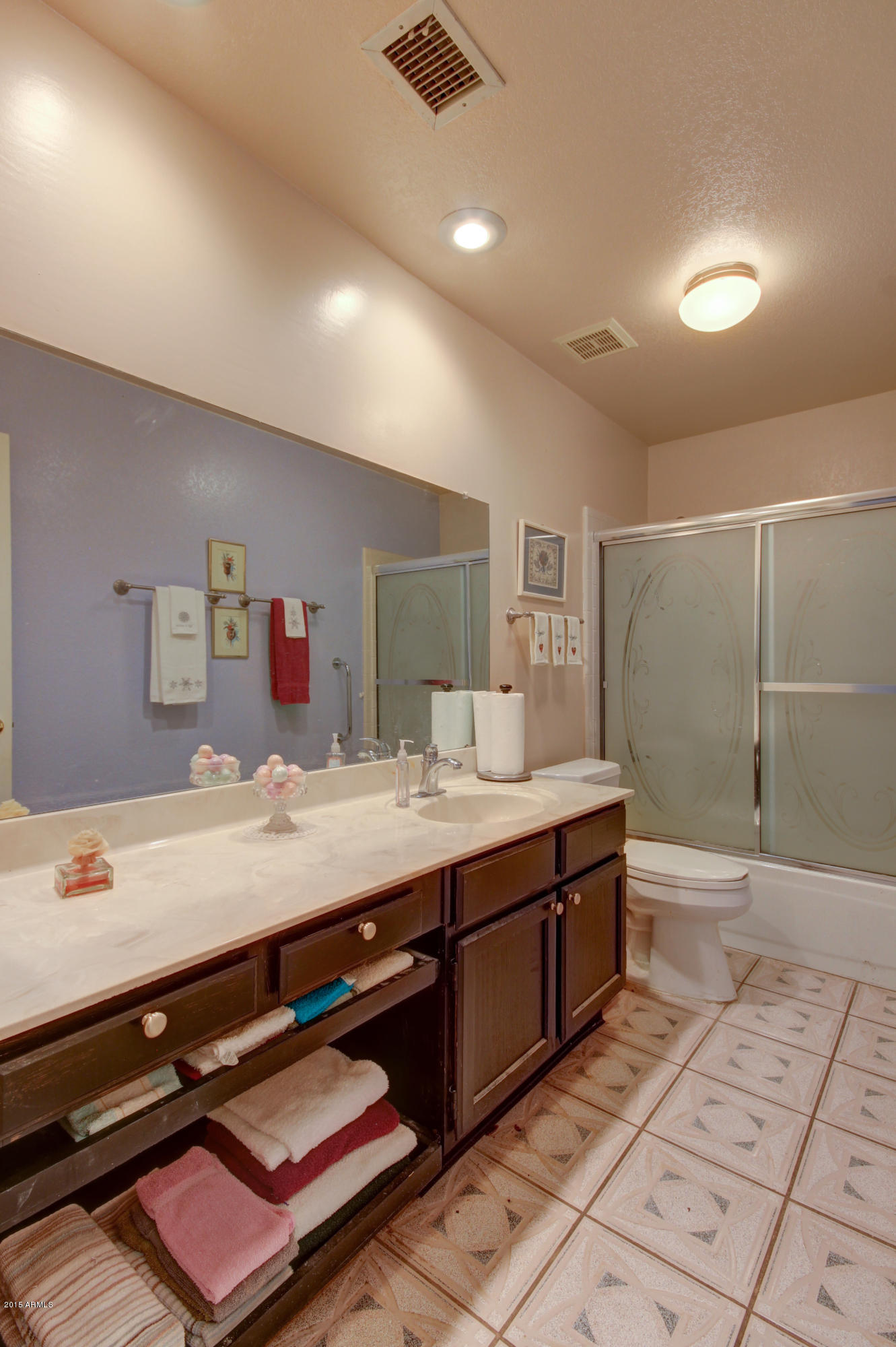 7113 West Ocotillo Road Glendale, AZ 85303 - Photo 19 of 35 7113 West Ocotillo (19)