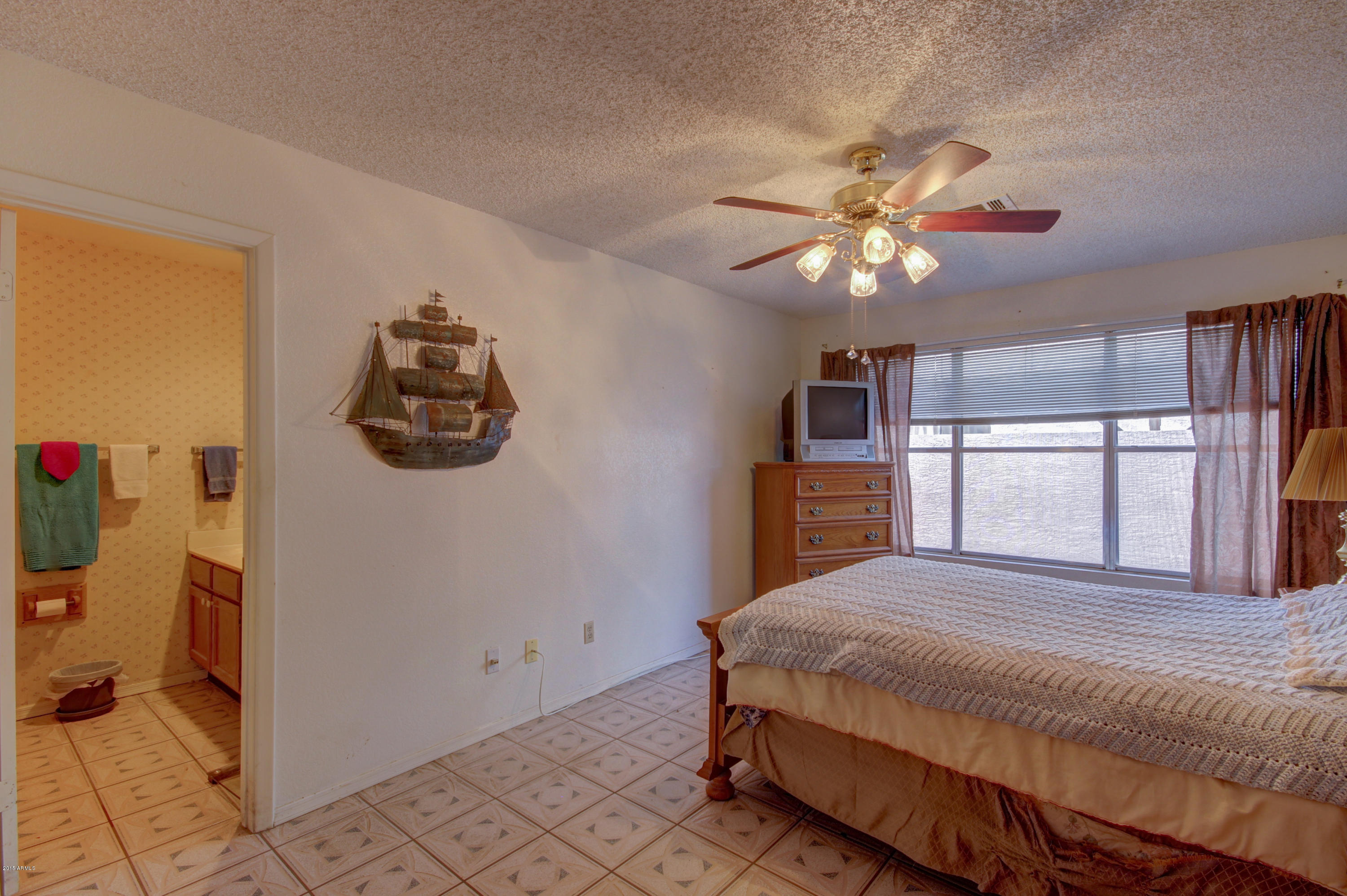 7113 West Ocotillo Road Glendale, AZ 85303 - Photo 23 of 35 7113 West Ocotillo (23)