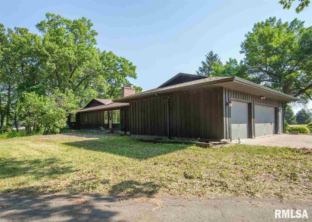 14163 Wolf Road Geneseo, IL 61254 - Photo 2 of 24